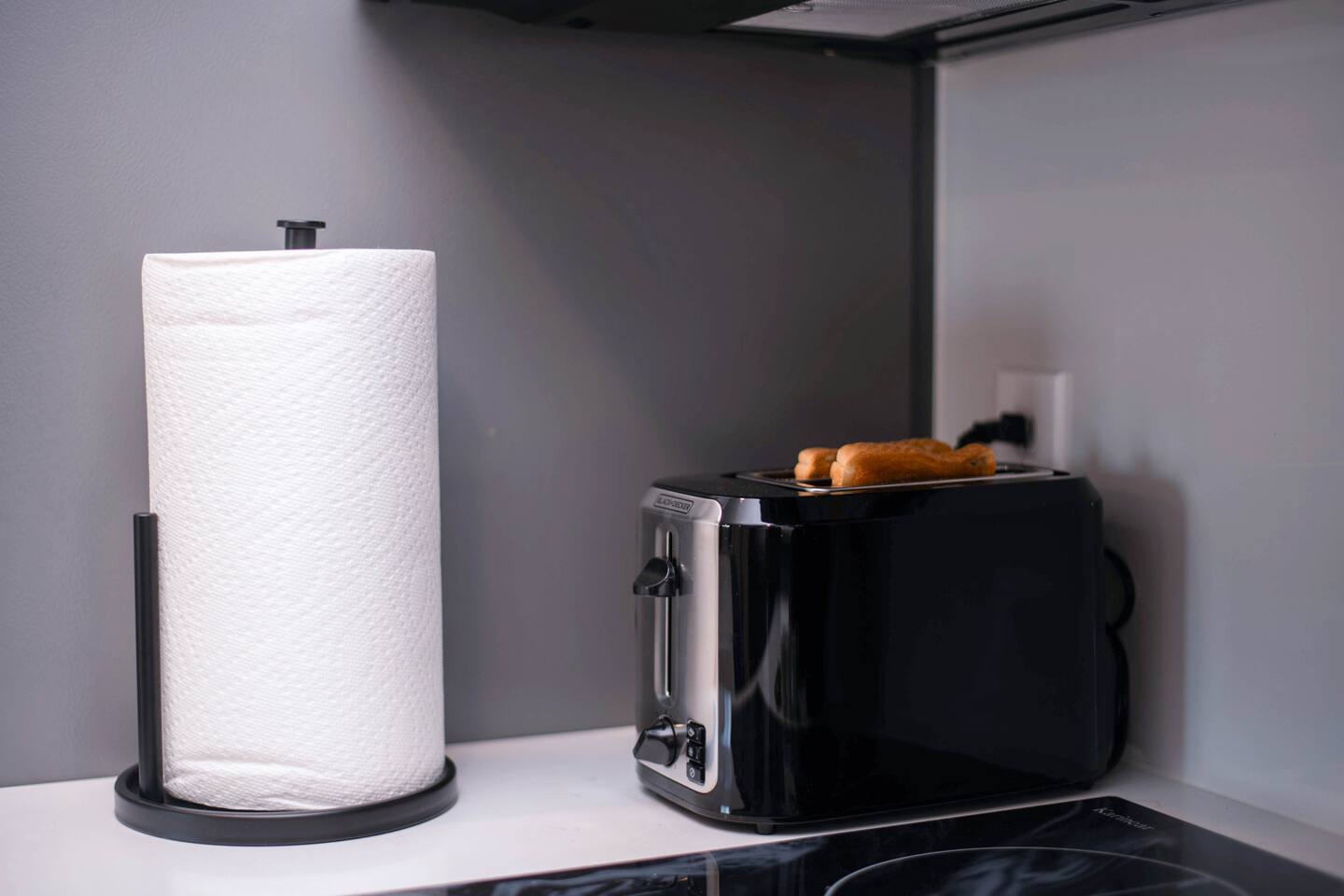 Fully equipped apartment for travel nurses near Lexington