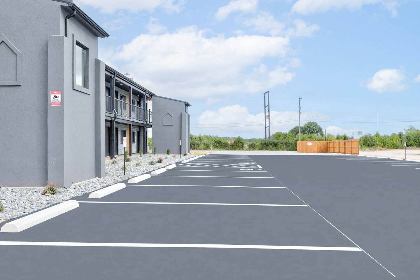 Free parking included with Mt. Sterling furnished apartments